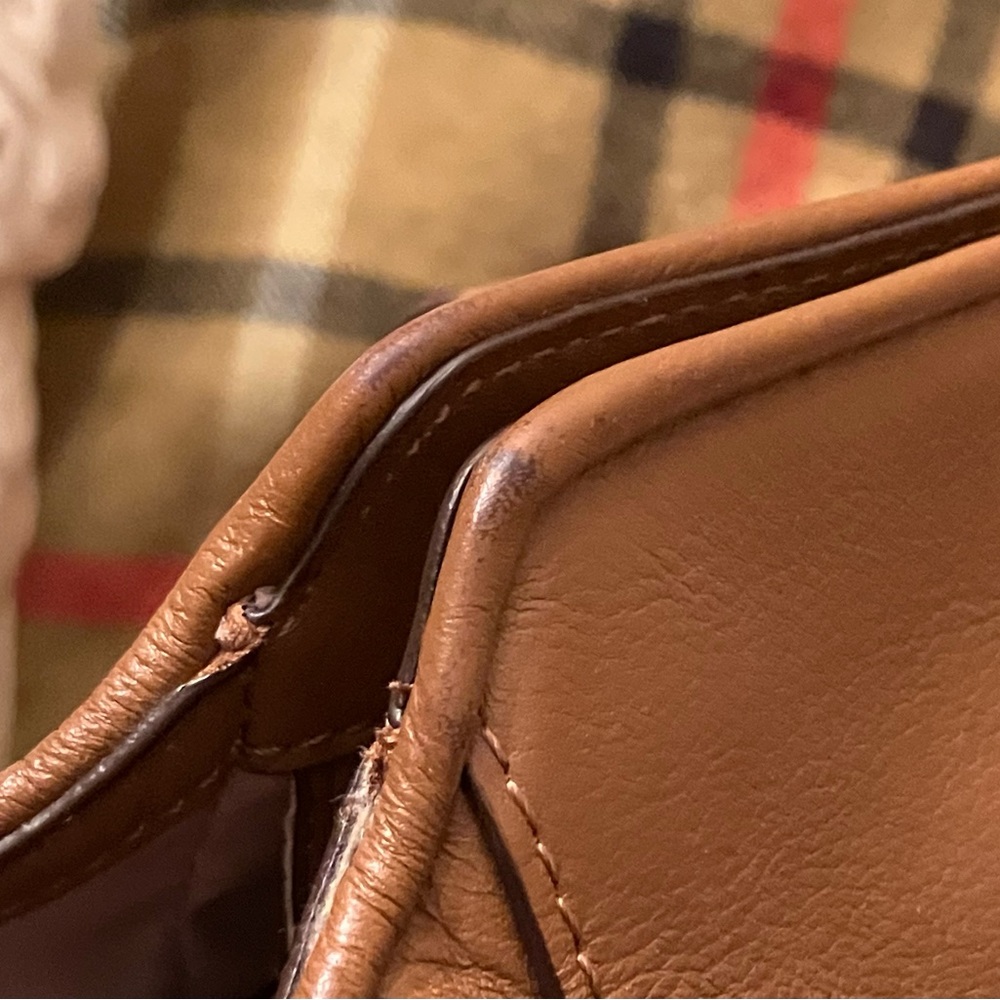 Coach Taylor Leather Tote.        North South F25941. - Picture 9 of 9